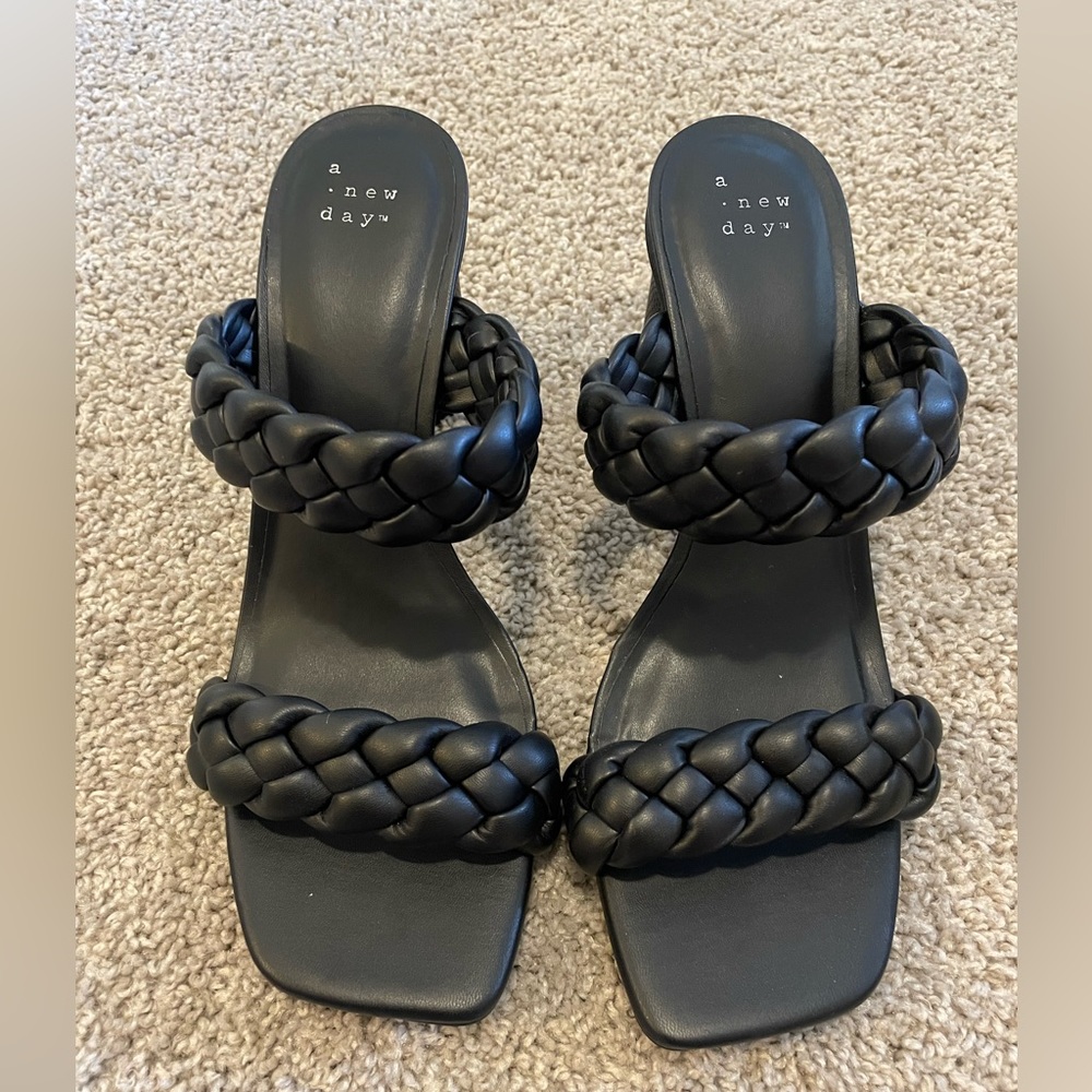 Super Cute heeled Sandals